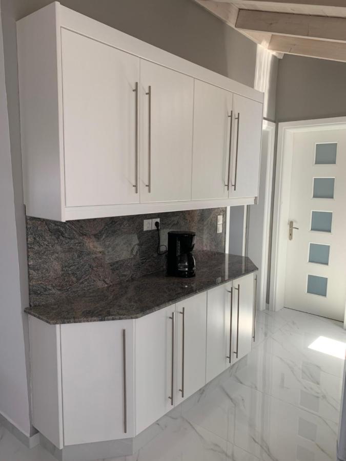 Livas Almyri Seafront Flat Apartman Kato Almiri Kültér fotó